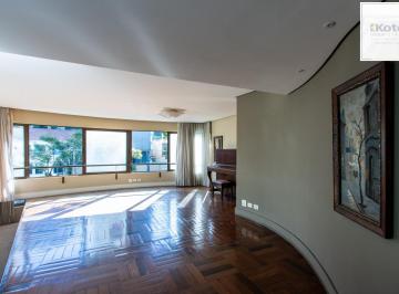 Apartamento · 127m² · 2 Quartos · 2 Vagas · Apartamento amplo, com 2 suítes e 2 vagas cobertas- Bairro Bela Vista