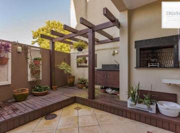 Casa · 250m² · 3 Quartos · 2 Vagas · Casa em condomínio com 3 dormitórios, suíte e 2 vagas
