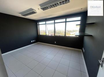 Comercial · 43m² · 1 Quarto · 1 Vaga · ala comercial desocupada à venda no coração do bairro Boa Vista, em Porto Alegre
