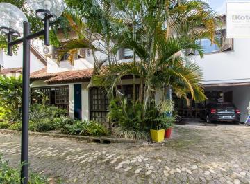 Casa · 319m² · 4 Quartos · 2 Vagas · Casa à venda - em Pedra Redonda