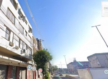 Apartamento · 60m² · 2 Quartos · Apartamento de 2 dormitórios no bairro São João.