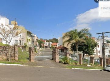 Casa · 332m² · 5 Quartos · 4 Vagas · Casa de condomínio, 5 quartos na Vila Nova