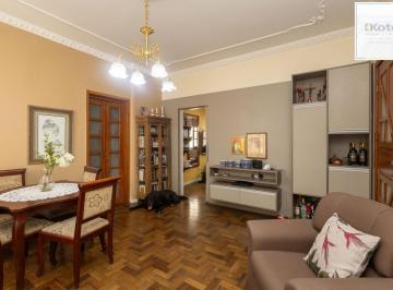 Apartamento · 54m² · 2 Quartos · 2 dormitórios em frente à Redenção | 54m² | R$ 350 mil