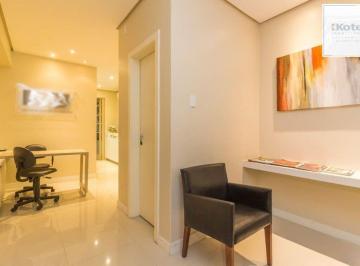 Comercial · 118m² · 3 Quartos · Sala/Conjunto à venda em Petrópolis, Porto Alegre.