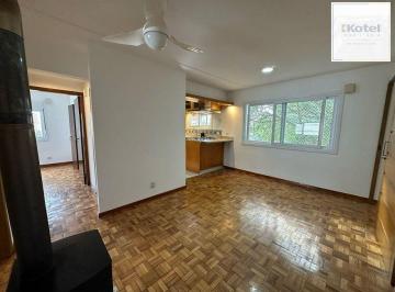 Apartamento · 63m² · 2 Quartos · 1 Vaga · Apartamento 2 quartos, 1 suite, no Bairro Cidade Baixa. Em frente a Redenção com