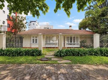 Casa · 248m² · 4 Quartos · 6 Vagas · Casa para alugar com 4 quartos no Ahú em Curitiba
