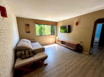Apartamento · 63m² · 3 Quartos · Shces 501 - Oportunidade Imperdível em Apartamento de 2 Quartos
