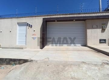 Casa de 3 quartos, Natal · Casa Moderna com Piscina à Venda em Pajuçara, RN Aceita Financiamento