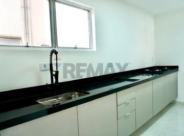 Apartamento · 85m² · 2 Quartos · 1 Vaga · "Charmoso Apt. Reformado em Perdizes, São Paulo"