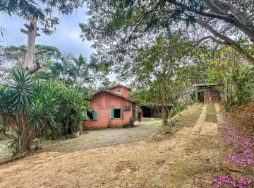 Casa · 120m² · 2 Quartos · 5 Vagas · À venda casa independente com amplo terreno verde próximo à Praia de Geribá em Búzios com RGI