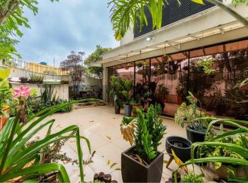 Casa · 404m² · 4 Quartos · 2 Vagas · Casa de Esquina com 404 m², 3 Pavimentos e Área Gourmet na SHIGS 707, Asa Sul ACEITA FINANCIAMENTO