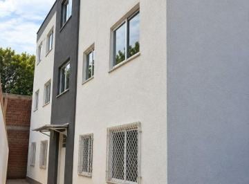 img0 · Apartamento com 1 Quarto(s) e 1 banheiro(s) para Alugar, 45 m² por R$ 1050 / Mês