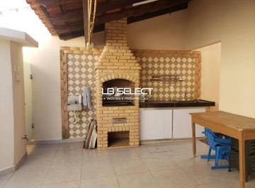 734a4fb7ee353da3f17454b214d141f85e2fdad6 · Casa no bairro alto umurama com três quartos, uma suíte e três vagas de garagem.