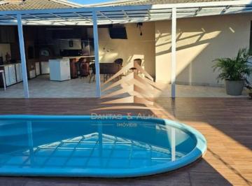 555e26e117c73cdeddfc766ce1d5b26ddf6d5008 · Casa Alto Padrão 375m² no Parque Renato Maia com Piscina e 3 Suítes