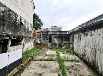 fcae428fc5d3fde2fa57b41c0678307673bba919 · Terreno plano com 2 casas a venda no Jardim Rodeio, Mogi das Cruzes/SP