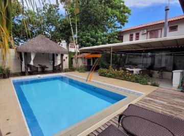 dbba64a701358a39e21d891d3e83ad63e2b40e0c · Casa com 5 dormitórios à venda, 190 m² por R$ 2.500.000,00 - Canasvieiras - Florianópolis/SC