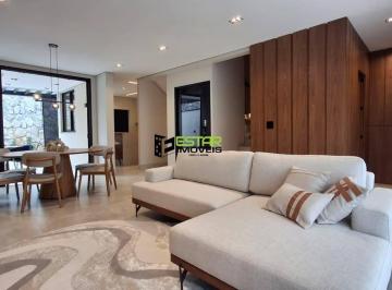 89f5e61f1f2b523d8e729acb36083e077e7cc671 · Casa com 3 Suítes à venda, 172 m² por R$ 1.881.120