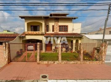 028670a9fe5534222eabe2f717613c8beeeebbda · Casa com 4 dormitórios para alugar, 245 m² por R$ 13.000,00/mês - São Judas - Itajaí/SC