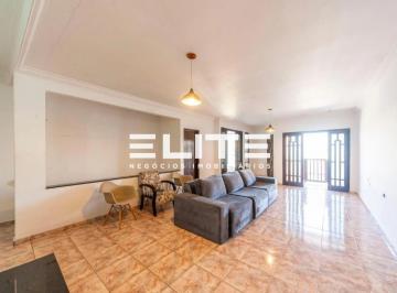 Casa · 265m² · 3 Quartos · 4 Vagas · Sobrado residencial com 3 quartos e 4 vagas para alugar no Parque das Nações