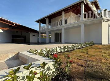 Casa · 390m² · 4 Quartos · 4 Vagas · Casa no Condomínio Alpes de Guararema – Guararema | 4 quartos, piscina e área gourmet