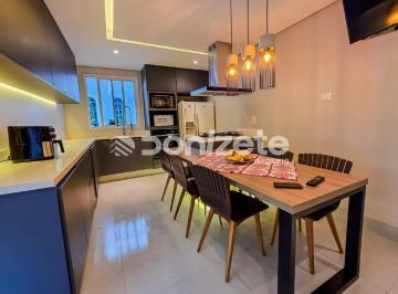 Casa · 236m² · 4 Quartos · 3 Vagas · Sobrado residencial com 3 quartos e churrasqueira à venda em Parque Jaçatuba