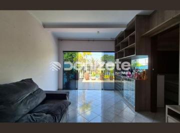 Casa · 222m² · 3 Quartos · 4 Vagas · Casa com edícula a venda no Bangú em Santo André aceita financiamento