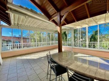 4b1c534010ce3c09c372d45edcca5c4b484a6ad7 · Locação | Casa de 145m², 3 suítes, churrasqueira e 2 vagas de garagem - Na Agronômica