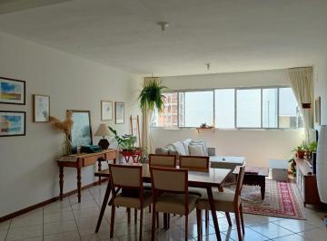 824836203c9f2c2f5619cbbf4408d92c3bd26375 · Apartamento com 3 quartos no bairro Trindade, em Florianópolis.