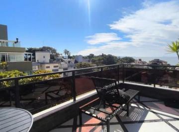 d40c43249db3d1ca9b045acc60bc6be4da0d66a4 · Cobertura Duplex com Vista Mar e 3 quartos - Canajure em Florianópolis.