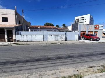 Casa · 160m² · 4 Quartos · 3 Vagas · Casa Térrea com 4 Quartos e Quintal à venda no Poço