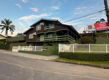 Casa · 200m² · 4 Quartos · 3 Vagas · CASA À VENDA DE ESQUINA COM AMPLO POTENCIAL Bairro Santa Catarina por R$ 760.000,00