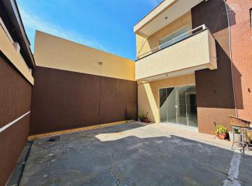 Casa · 71m² · 2 Quartos · 2 Vagas · Sobrado a poucos metros do mar em Caiobá, 2 quartos