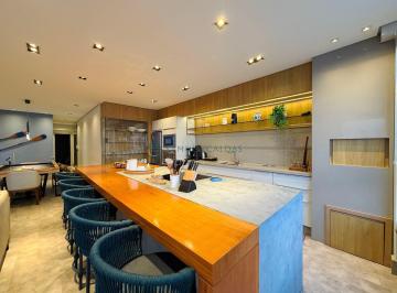 Apartamento · 3 Quartos · 2 Vagas · Cobertura Mobiliada com Vista para o Mar