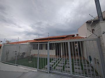 i74imJ5_6976ac6b86fa0b8c_GQxZTYyNGVkZTlh_o.jpg · Casa com 3 quartos para alugar em Lavras, no bairro Jardim Fabiana