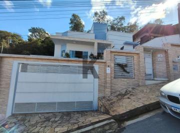 mkfs04k2ywm1ngixmgq3nduw_md · Casa de Alto Padrão à Venda no Fátima III | 5 Quartos e Piscina