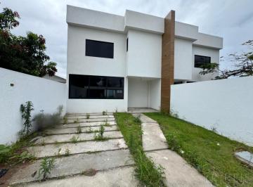 Casa · 180m² · 3 Quartos · 2 Vagas · Casa em Costazul, Rio das Ostras/RJ de 180m² 3 quartos à venda por R$ 900.000,00