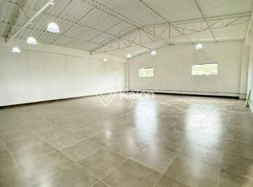 Comercial · 300m² · 3 Vagas · Salão para alugar no Bairro Jardim Guarujá em Salto/SP