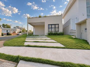 Casa · 172m² · 3 Quartos · 4 Vagas · Casa à venda no Condomínio Central Parque em Salto/SP