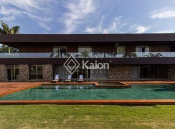 Casa · 1700m² · 5 Quartos · 8 Vagas · Casa para alugar no Condomínio Fazenda Boa Vista em Porto Feliz/SP