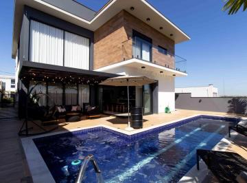Casa · 430m² · 4 Quartos · 6 Vagas · Casa para venda no Condomínio Portal dos Bandeirantes na cidade de Salto/SP