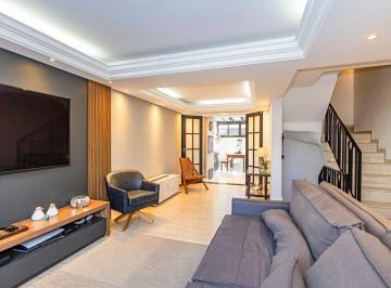 Casa de 4 quartos, Curitiba · Casa com 4 quartos, suíte com closet e 3 vagas, no Água Verde!