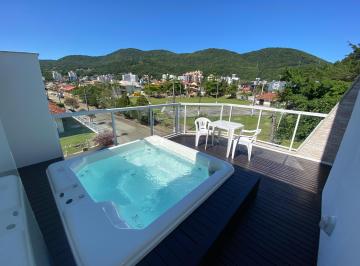 Casa de 3 quartos, Florianópolis · Casa com Jacuzzi e vista para Montanha no Parque São Jorge/Itacorubi