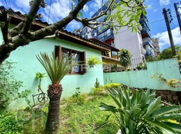 e1768128 · Casa, 4 dormitórios, 149.65 m², em Petrópolis
