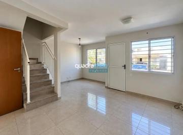 Casa de 3 quartos, Jardim Botânico · Casa à Venda No Condomínio Jardins Quaresmeiras, Com 3 quartos, 1 suíte, 2 vagas e Lazer Completo