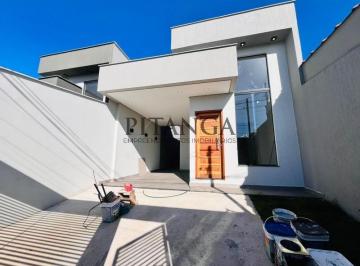Fachada · Imperdível: Casa à venda em Resende-RJ, Bela Vista - 2 quartos, 1 suíte, 1 sala, 2 banheiros, 1 vaga
