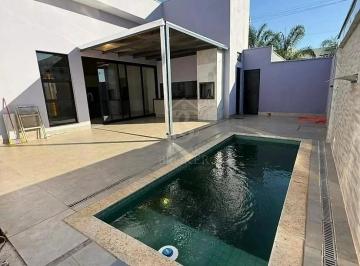 Casa · 3 Quartos · 2 Vagas · Casa 3 Quartos com Piscina - Jardim Florença