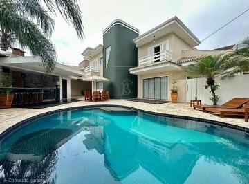 Casa · 261m² · 3 Quartos · 4 Vagas · Casa 3 Quartos com 3 Suítes e 261m² - Parque das Esmeraldas