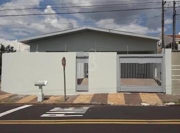 Casa · 3 Quartos · 3 Vagas · Casa 3 Quartos com 1 Suíte - Jardim Progresso
