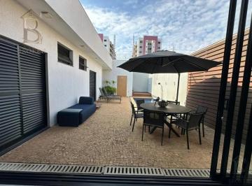 Casa · 220m² · 3 Quartos · 2 Vagas · Casa 3 Quartos com 3 Suítes e 220m² - Condomínio Esmeralda Residence II