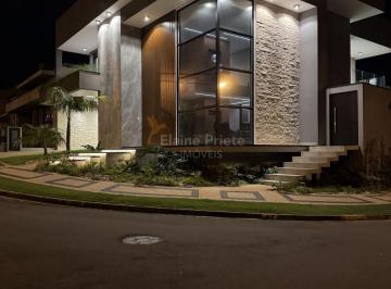 Casa de 3 quartos, Pirassununga · Não é apenas morar bem. É viver em um novo patamar de sofisticação.
Sobrado à venda em condominio.